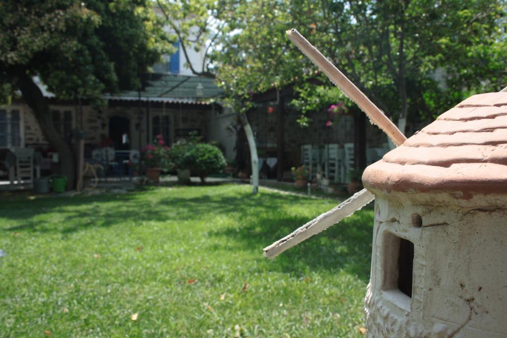 Istanbul Pension Ayvalı Eksteriør bilde