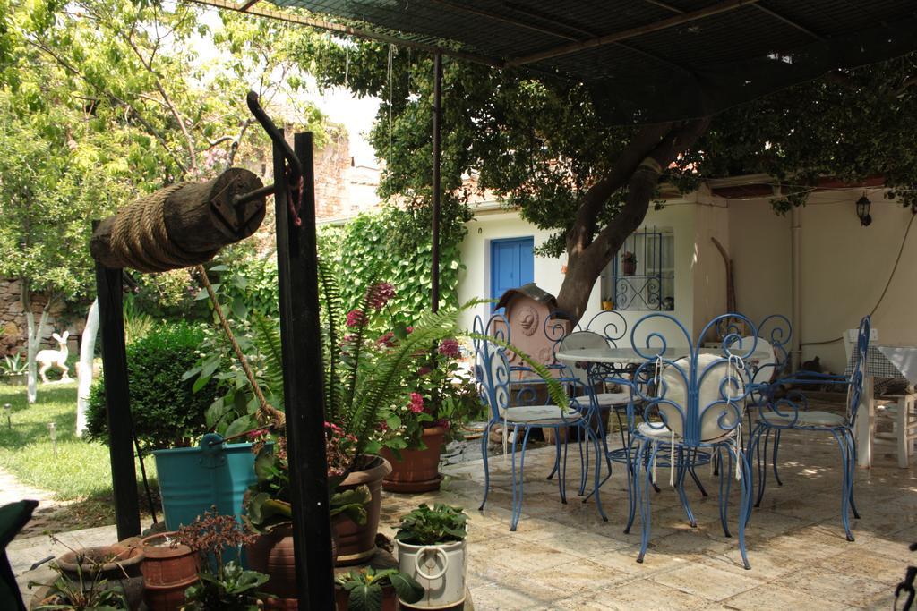 Istanbul Pension Ayvalı Eksteriør bilde