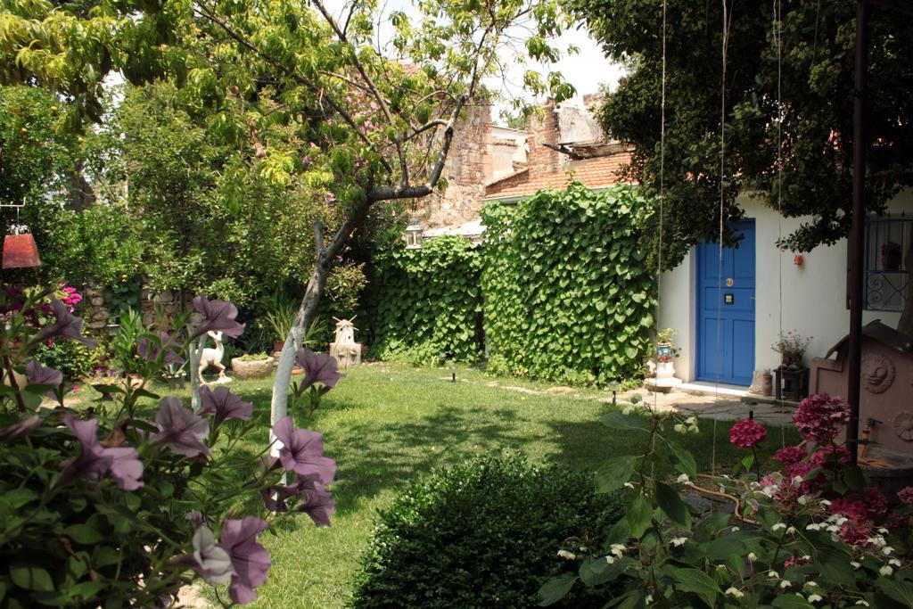 Istanbul Pension Ayvalı Eksteriør bilde