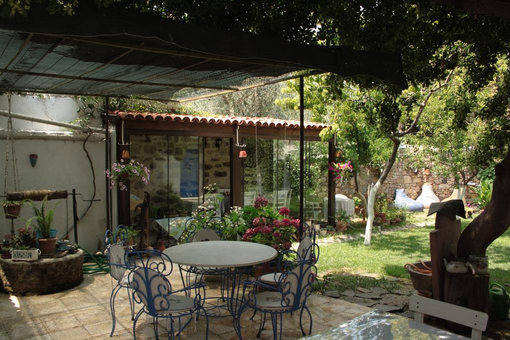 Istanbul Pension Ayvalı Eksteriør bilde
